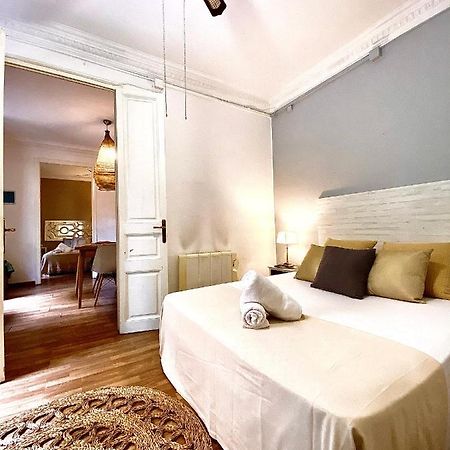 Alani Rooms Montjuic Barcelona Buitenkant foto