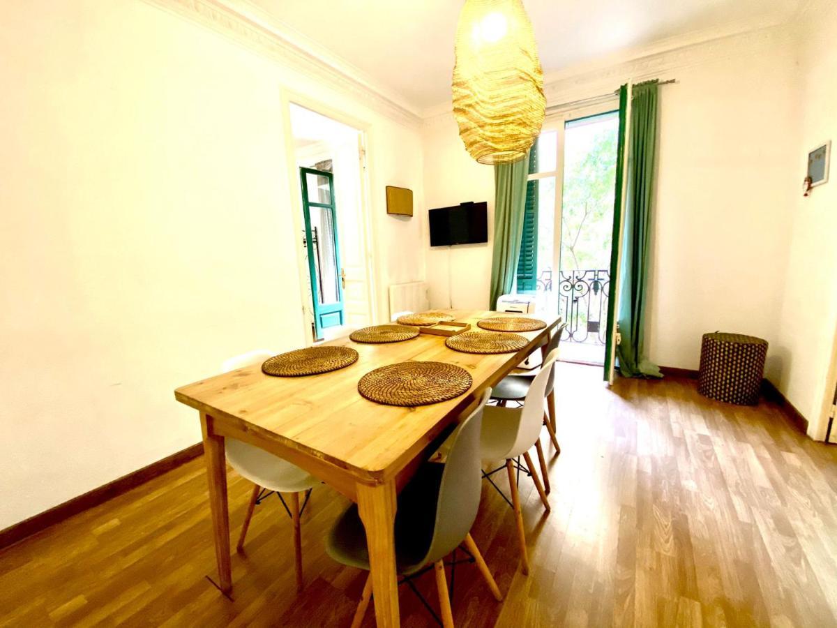 Alani Rooms Montjuic Barcelona Buitenkant foto