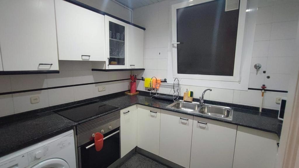 Alani Rooms Montjuic Barcelona Buitenkant foto